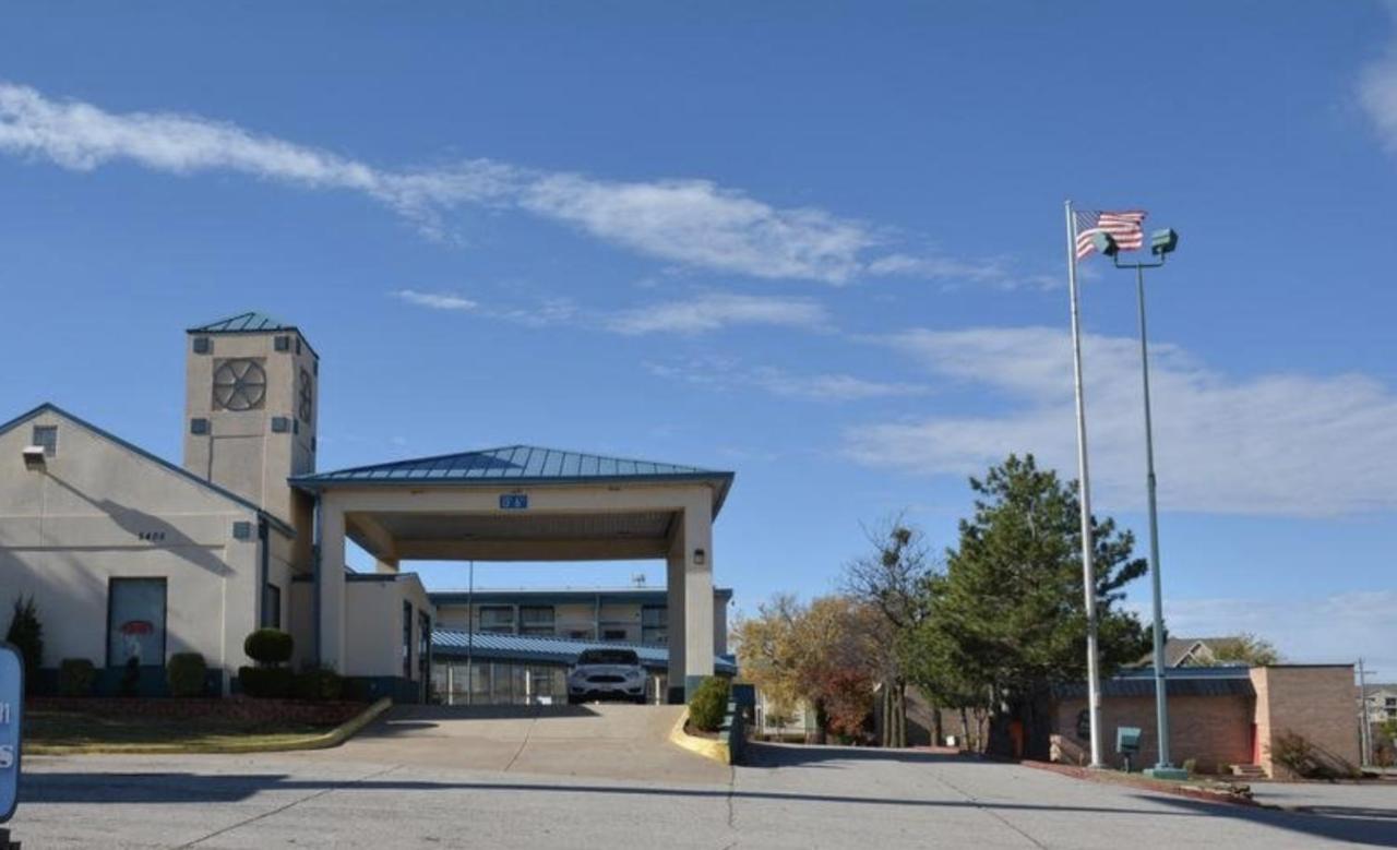 Ok Hotel Oklahoma City Exterior photo